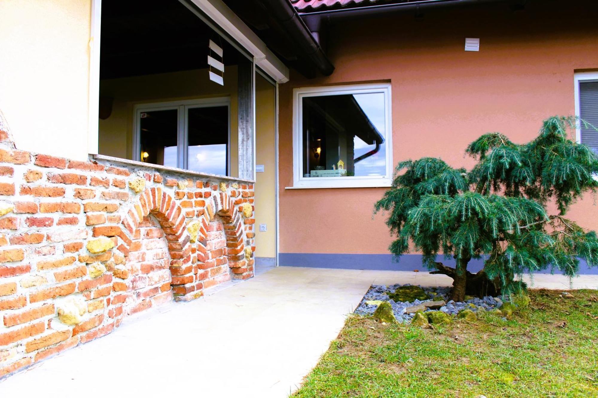Holiday home Pocitniska Hisa Soncni Vrh Spodnji Ivanjci